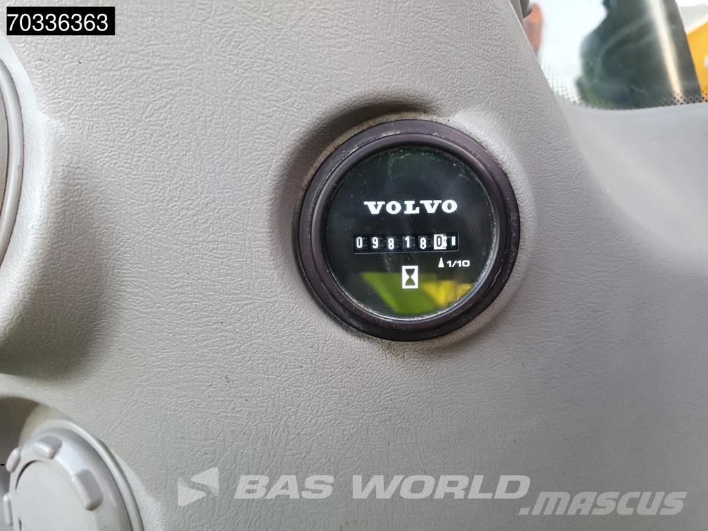 Volvo EC300 E L Bagri goseničarji