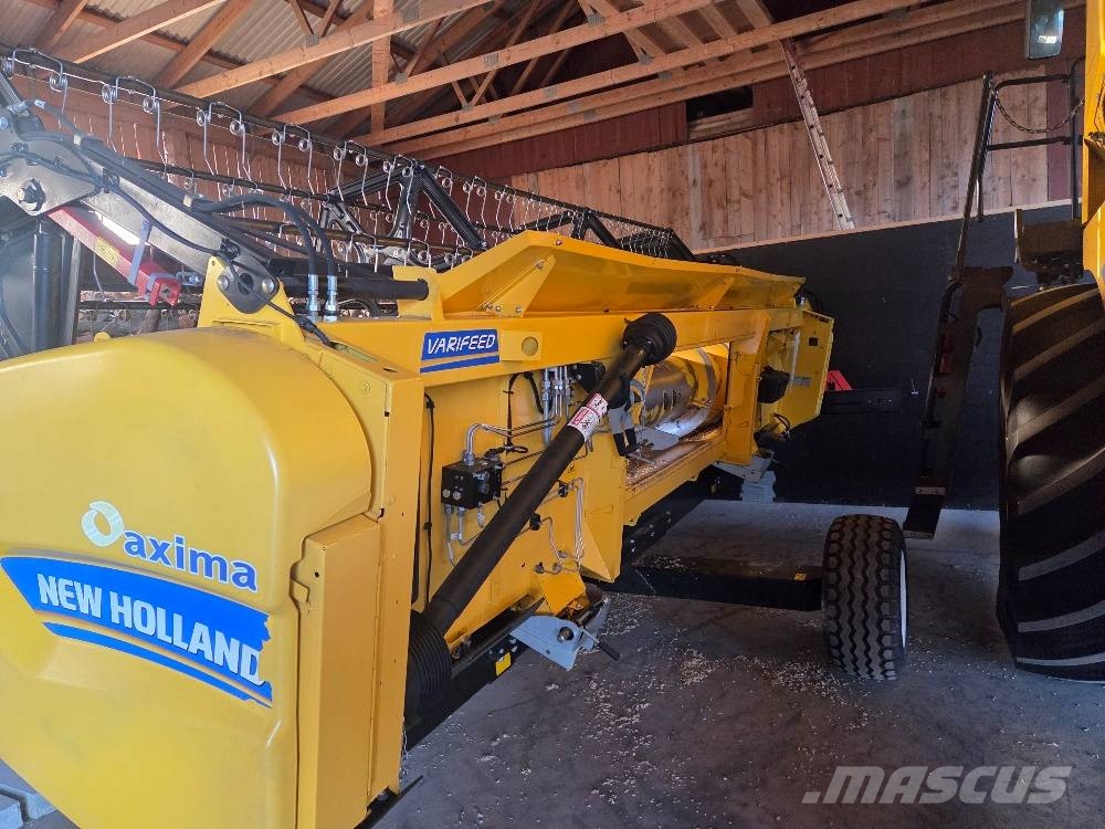 New Holland TC 5.90 Ražas novākšanas kombaini