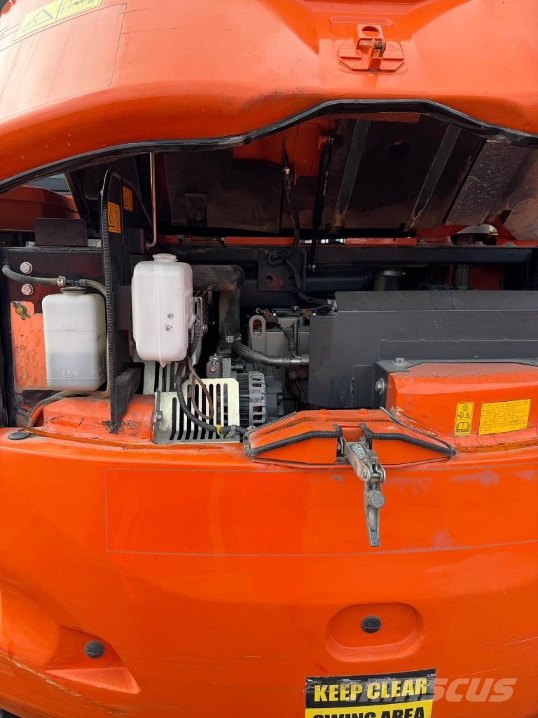 Hitachi ZX 85 US B-6 Midigrävmaskiner 7t - 12t