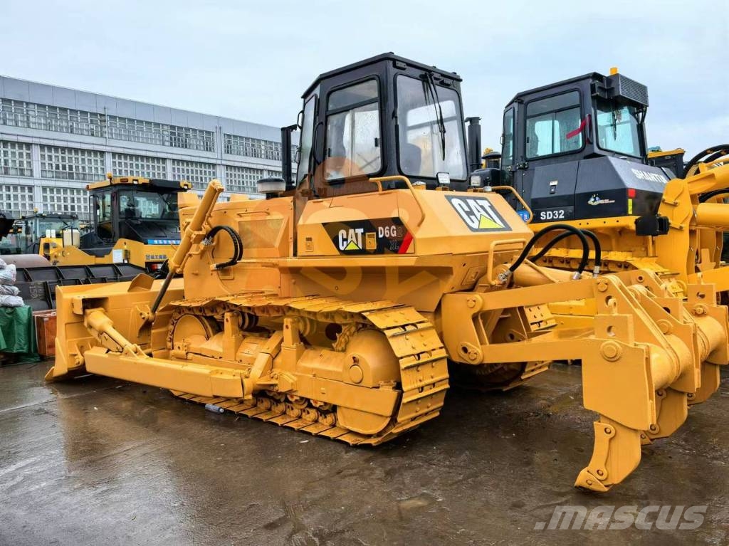CAT D 6 G Pásové dozéry