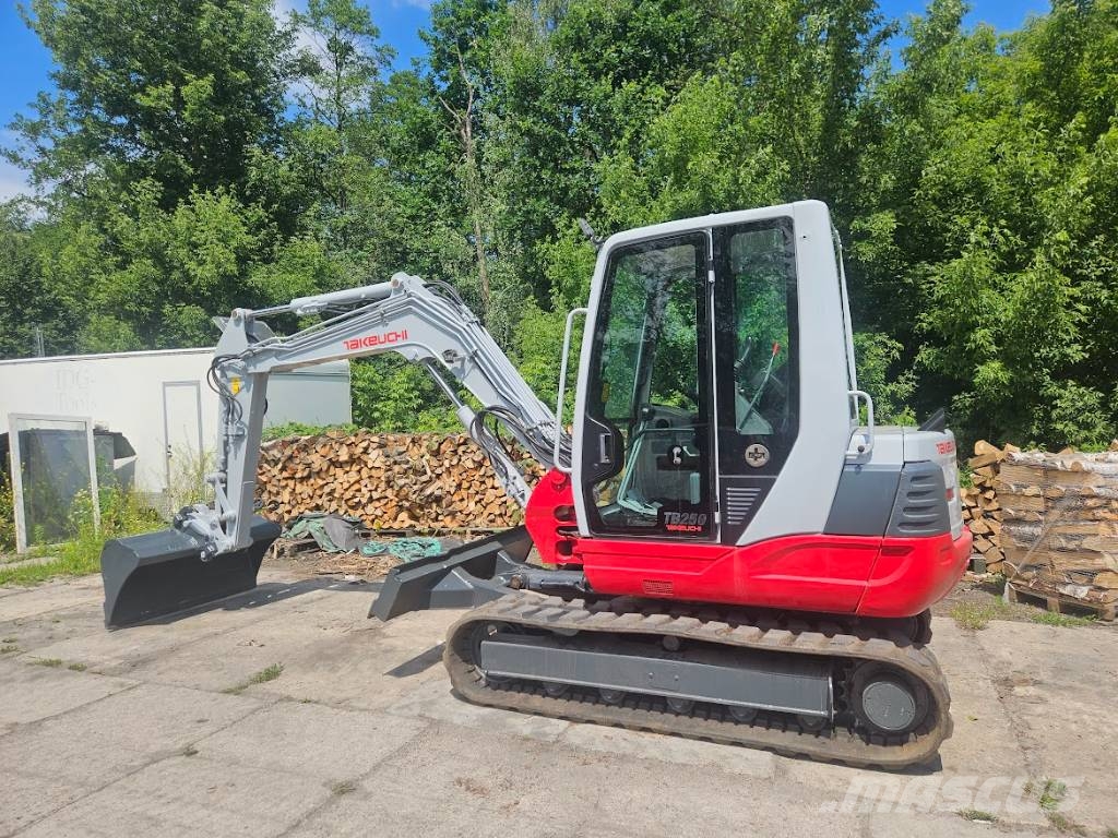 Takeuchi TB 250 Εκσκαφάκι (διαβολάκι) < 7t