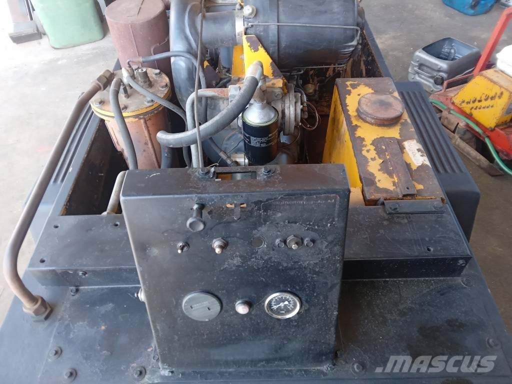 Deutz Deutz مكابس