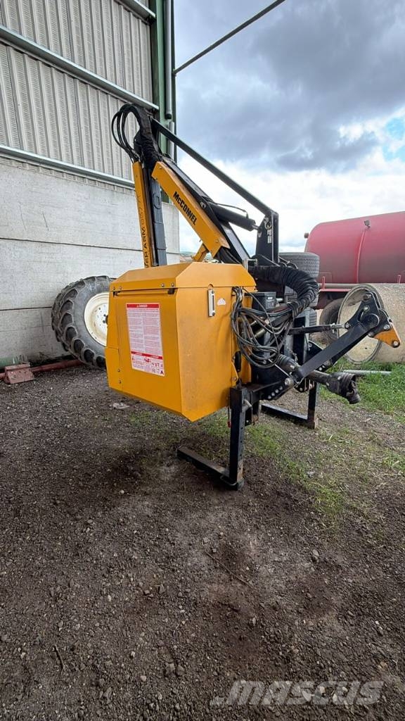 McConnel PA 6577 T Corta-sebes