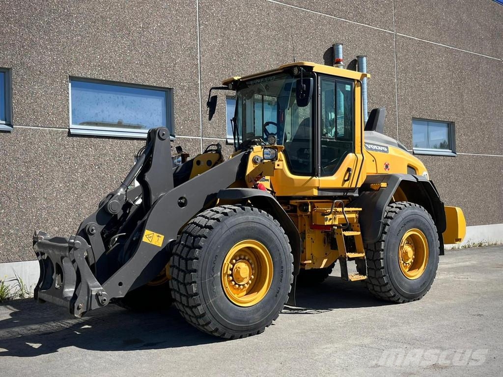 Volvo L90H لوادر بعجل