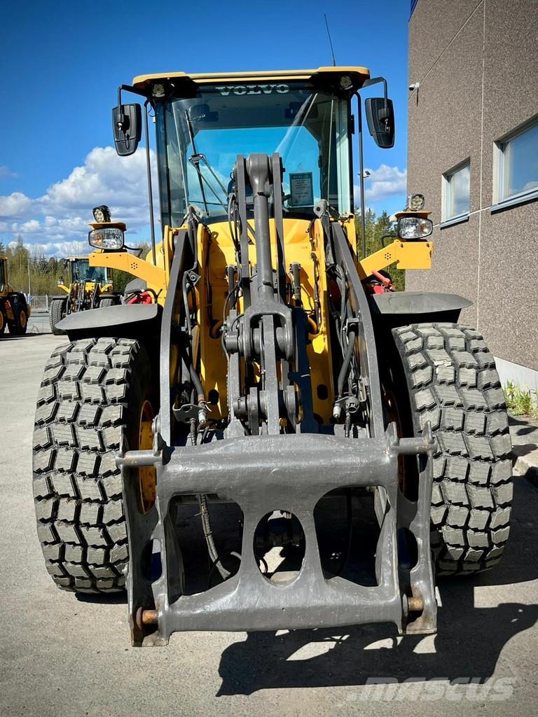 Volvo L90H لوادر بعجل