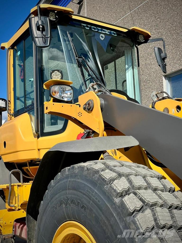 Volvo L90H لوادر بعجل