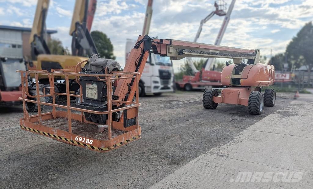JLG 860 SJ Телескопични повдигачи