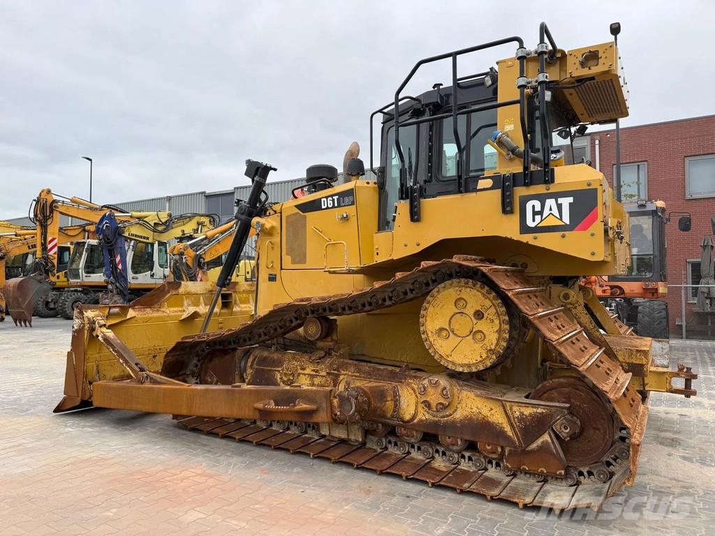 CAT D6T LPG Kāpurķēžu buldozeri