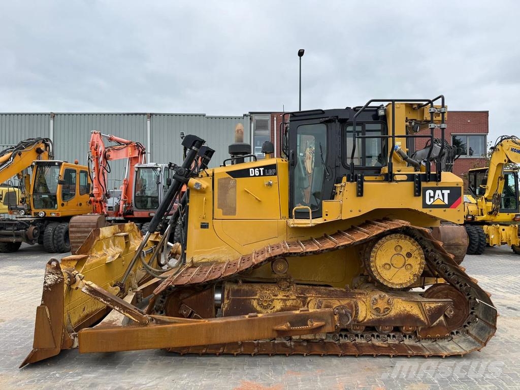 CAT D6T LPG Kāpurķēžu buldozeri