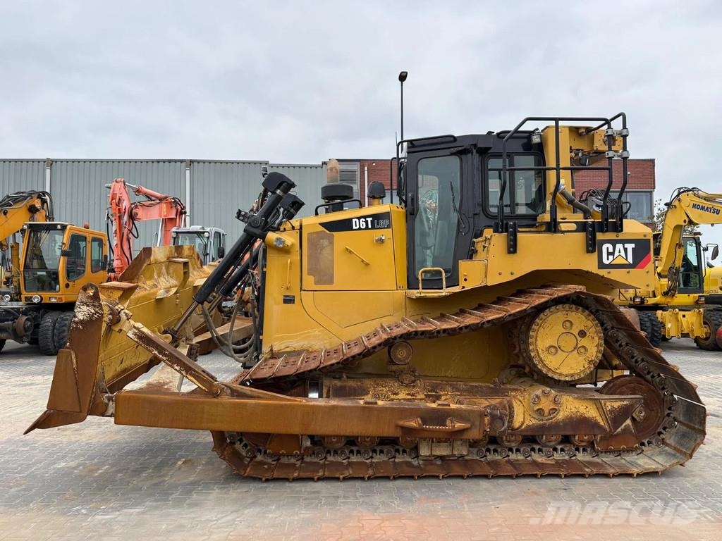 CAT D6T LPG Kāpurķēžu buldozeri