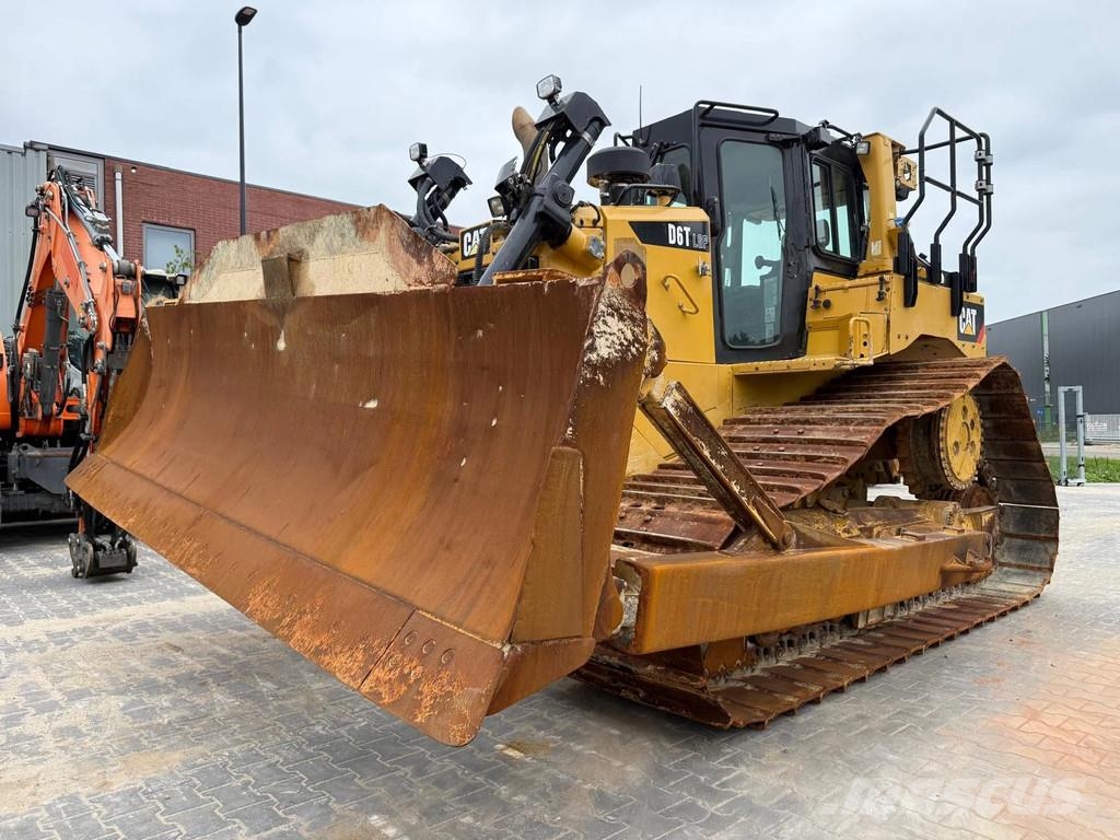CAT D6T LPG Kāpurķēžu buldozeri
