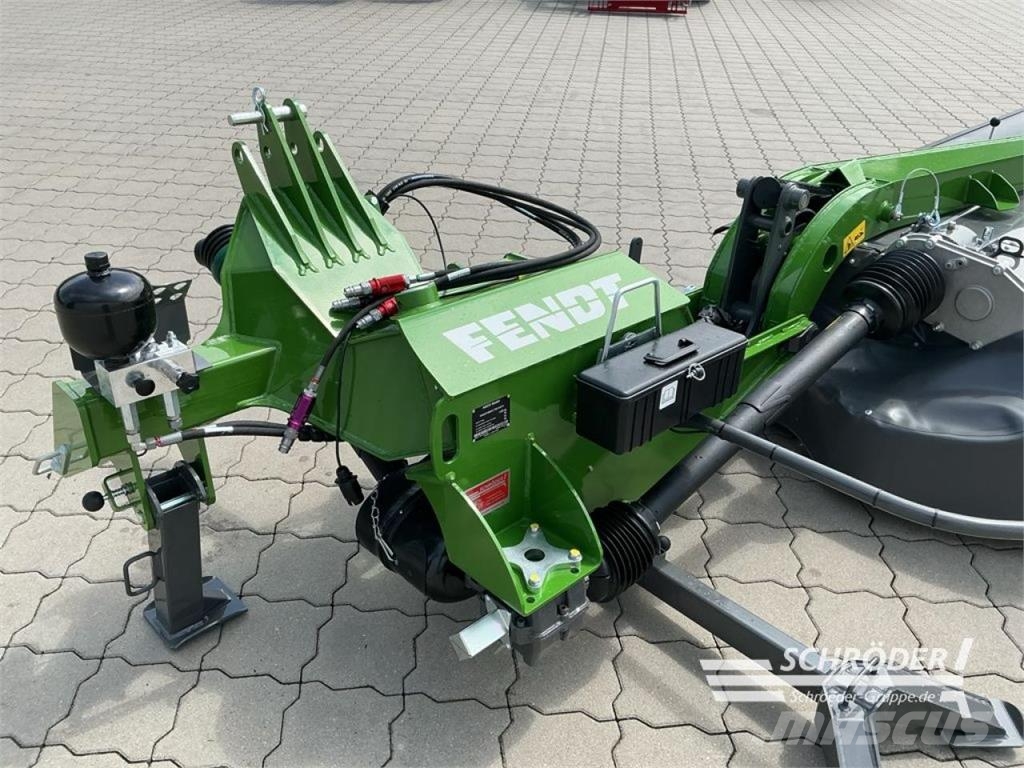 Fendt SLICER 3670 TLX-KC モアーコンディショナー