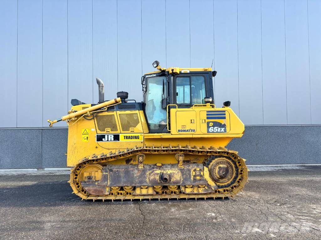 Komatsu D 65 EX-18 (CE - New UC - SU Blade) Гусеничные бульдозеры