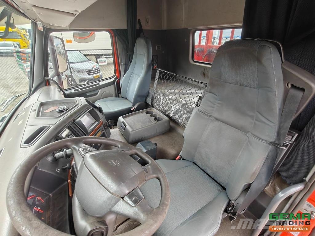 Terberg FM1850-T 8x4/6 Sleeper Cab Euro5 EEV - Crane Posit Грузовики-платформы/боковая разгрузка