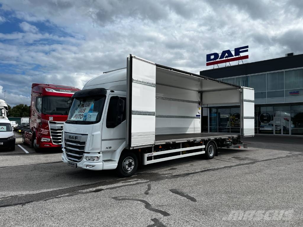 DAF XB 210 FA Camiones con caja de remolque