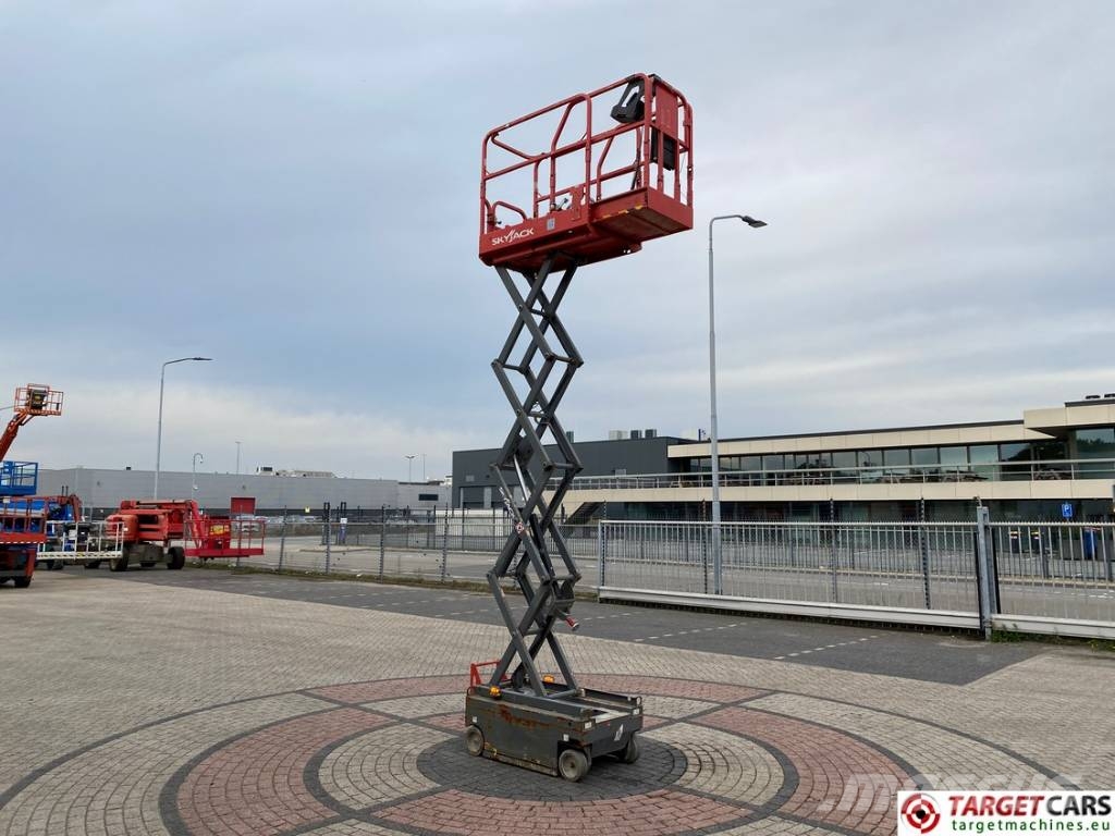 SkyJack SJ3014 Micro Electric Scissor Work Lift 640cm Škarjaste dvižne ploščadi