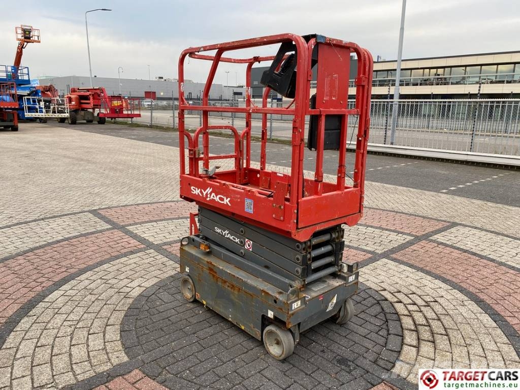 SkyJack SJ3014 Micro Electric Scissor Work Lift 640cm Škarjaste dvižne ploščadi