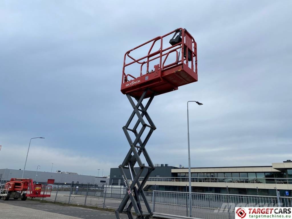 SkyJack SJ3014 Micro Electric Scissor Work Lift 640cm Škarjaste dvižne ploščadi