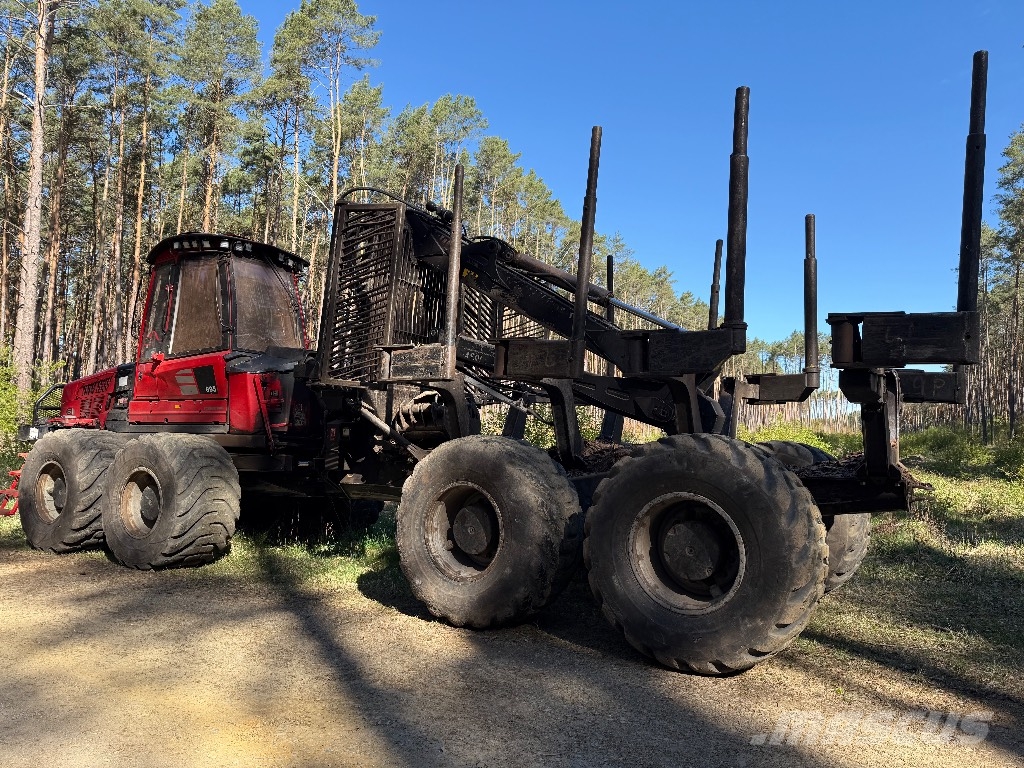 Komatsu 895 Lassbærere