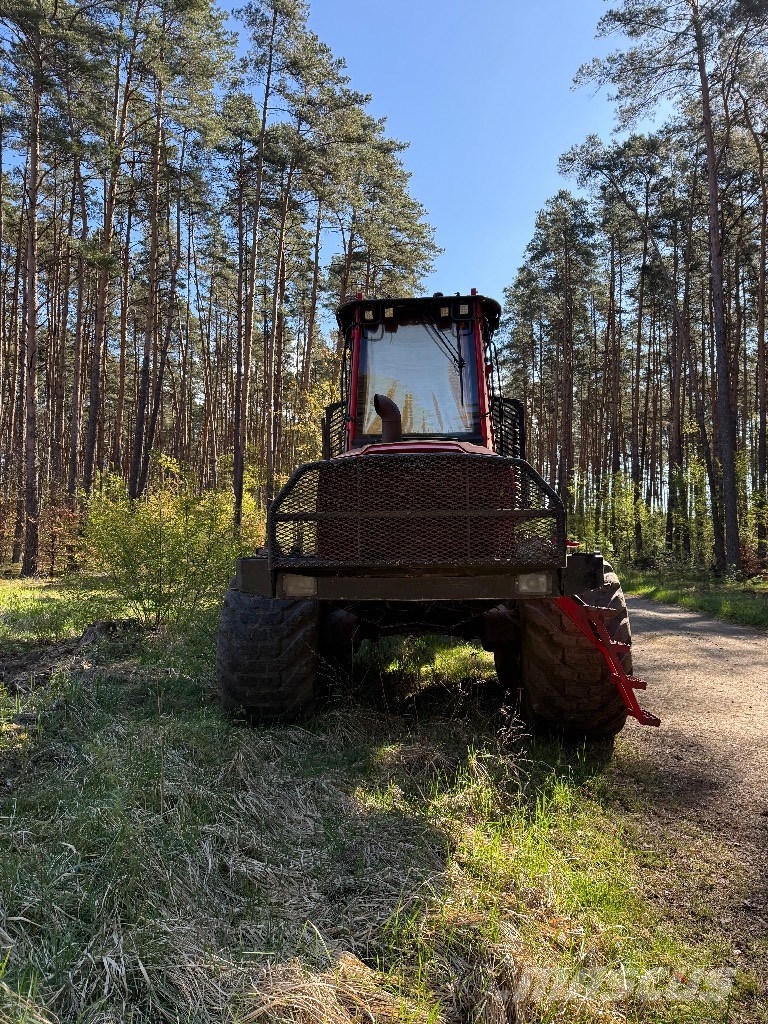 Komatsu 895 Lassbærere