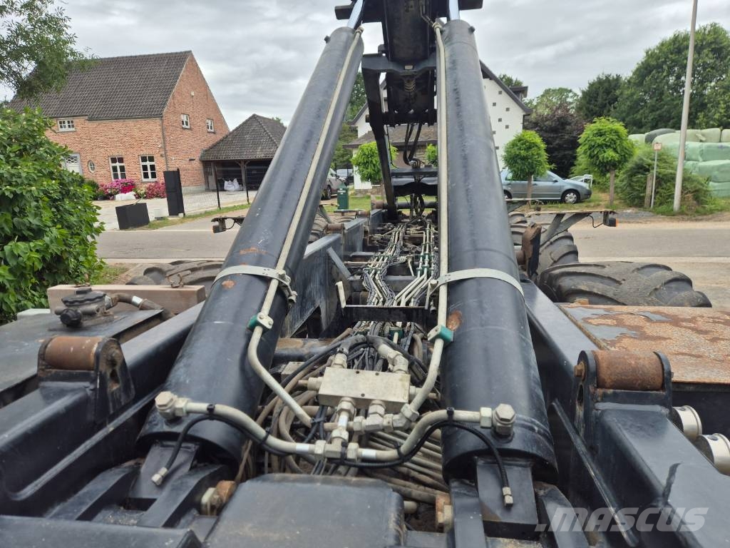 Pronar T 386 Anhänger mit Hakenlift
