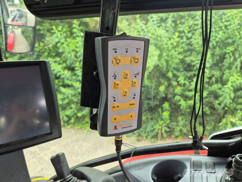 Pronar T 386 Anhänger mit Hakenlift