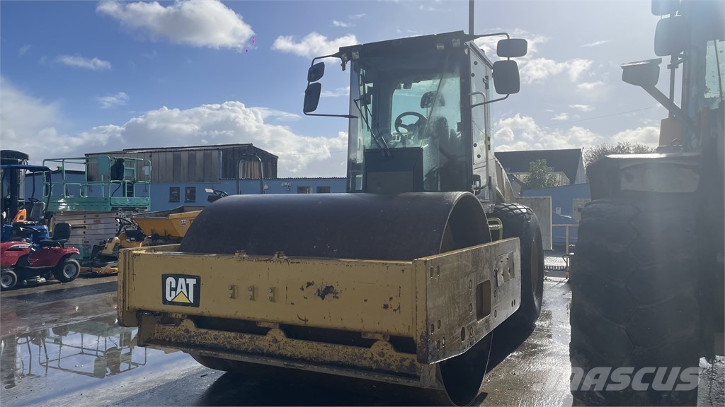 CAT CS 66 B Valjci sa jednim bubnjem