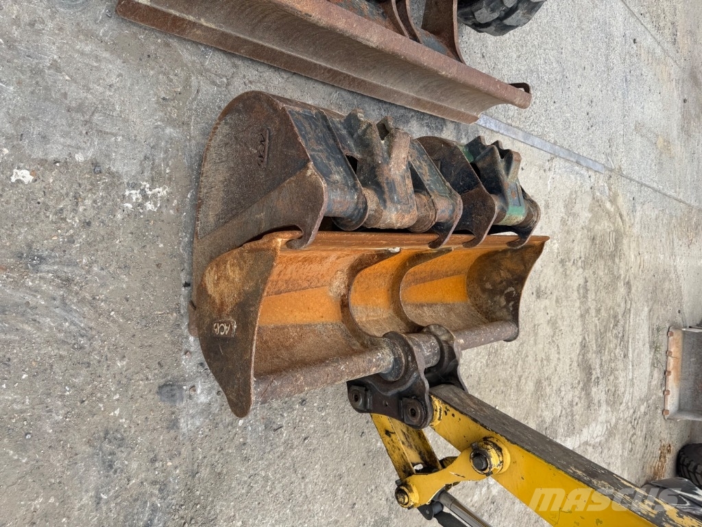 Yanmar SV26 (08806) حفارات صغيرة أقل من 7 طن (حفارات صغيرة)