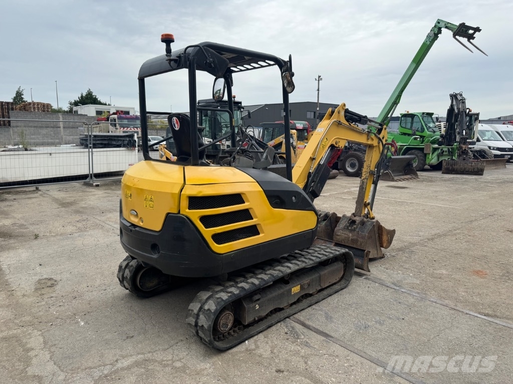 Yanmar SV26 (08806) حفارات صغيرة أقل من 7 طن (حفارات صغيرة)