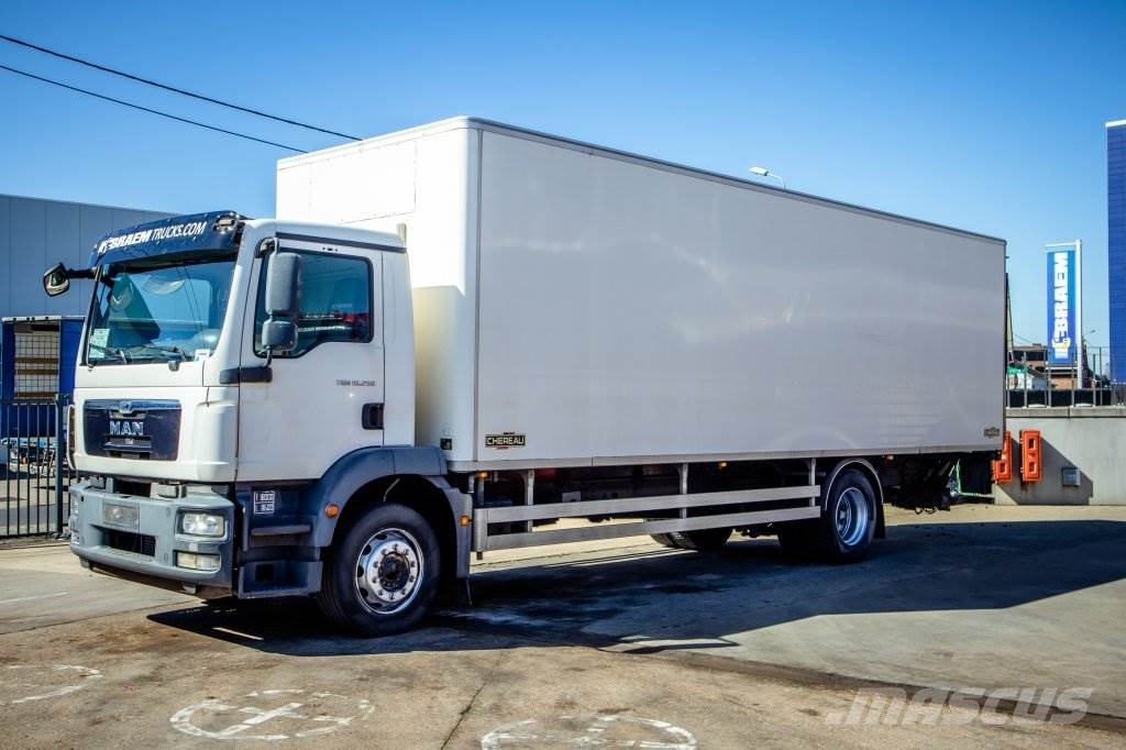 MAN TGM 18.250 BL + CHEREAU+DHOLLANDIA Skříňová nástavba