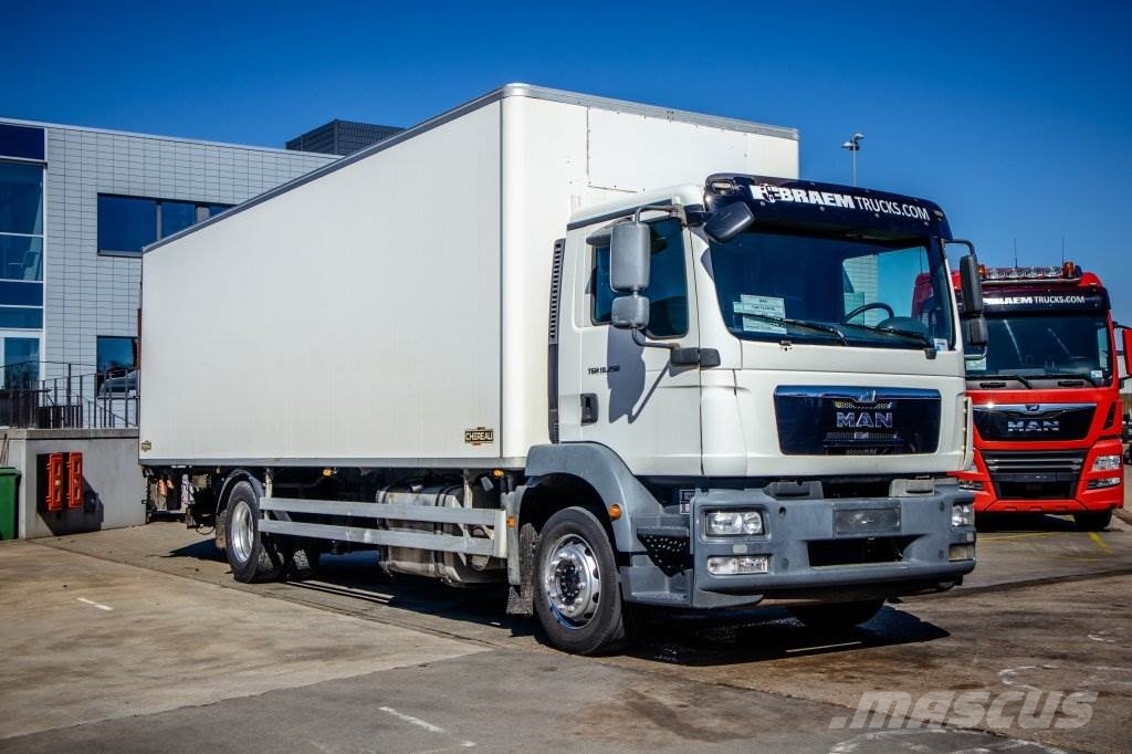 MAN TGM 18.250 BL + CHEREAU+DHOLLANDIA Skříňová nástavba