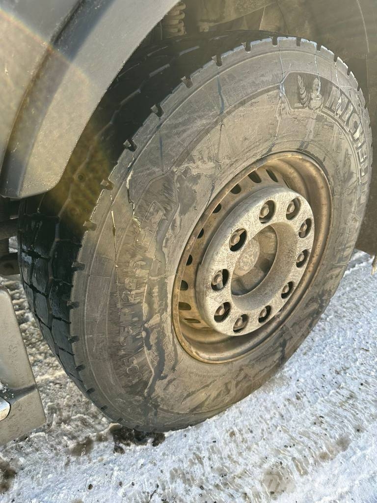 Volvo FM 500 起重车