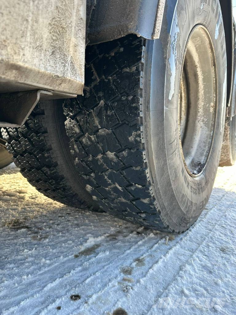 Volvo FM 500 起重车