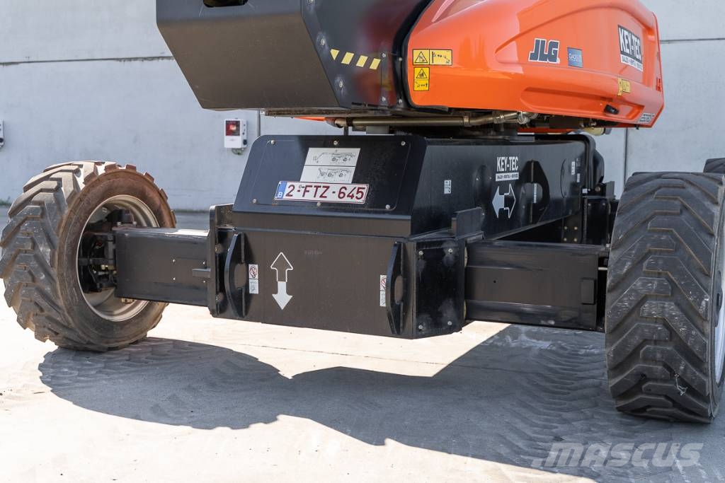 JLG 1250 AJP Plataformas con brazo de elevación telescópico