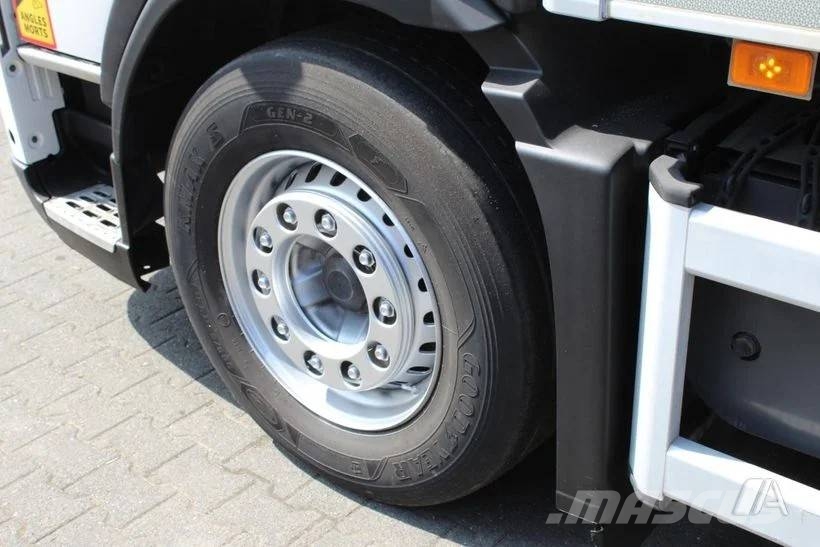 Volvo FM CS 850 - 26T – 046 Isotermos y frigoríficos