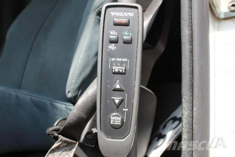 Volvo FM CS 850 - 26T – 046 Isotermos y frigoríficos