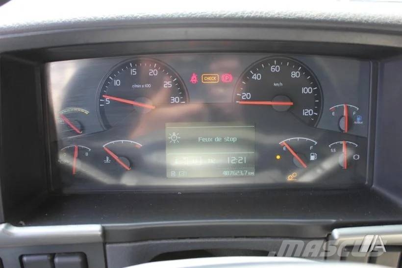 Volvo FM CS 850 - 26T – 046 Isotermos y frigoríficos