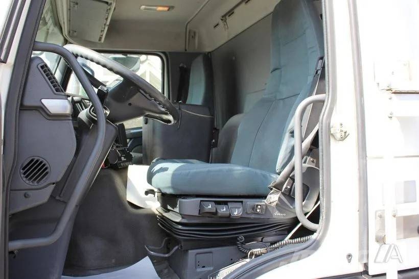 Volvo FM CS 850 - 26T – 046 Isotermos y frigoríficos