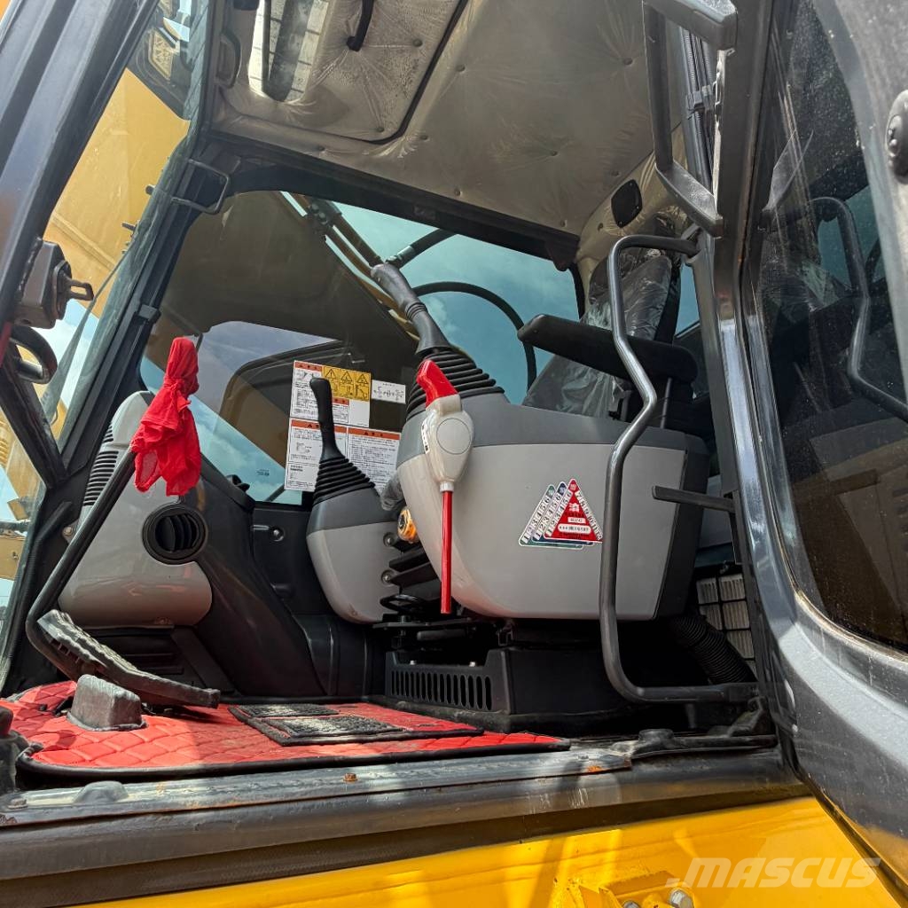 Komatsu PC 450 Kāpurķēžu ekskavatori