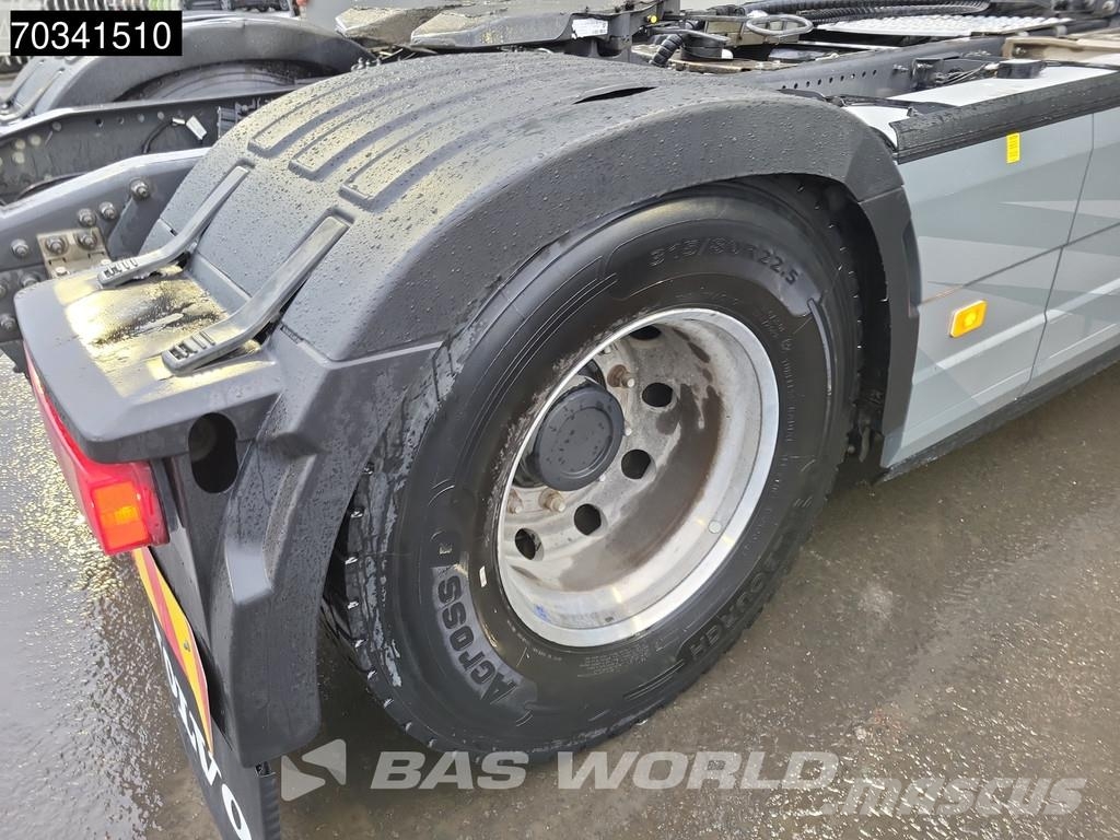 Volvo FH 460 4X2 Globe Hydraulic Full-Air Alcoa's Trekkvogner