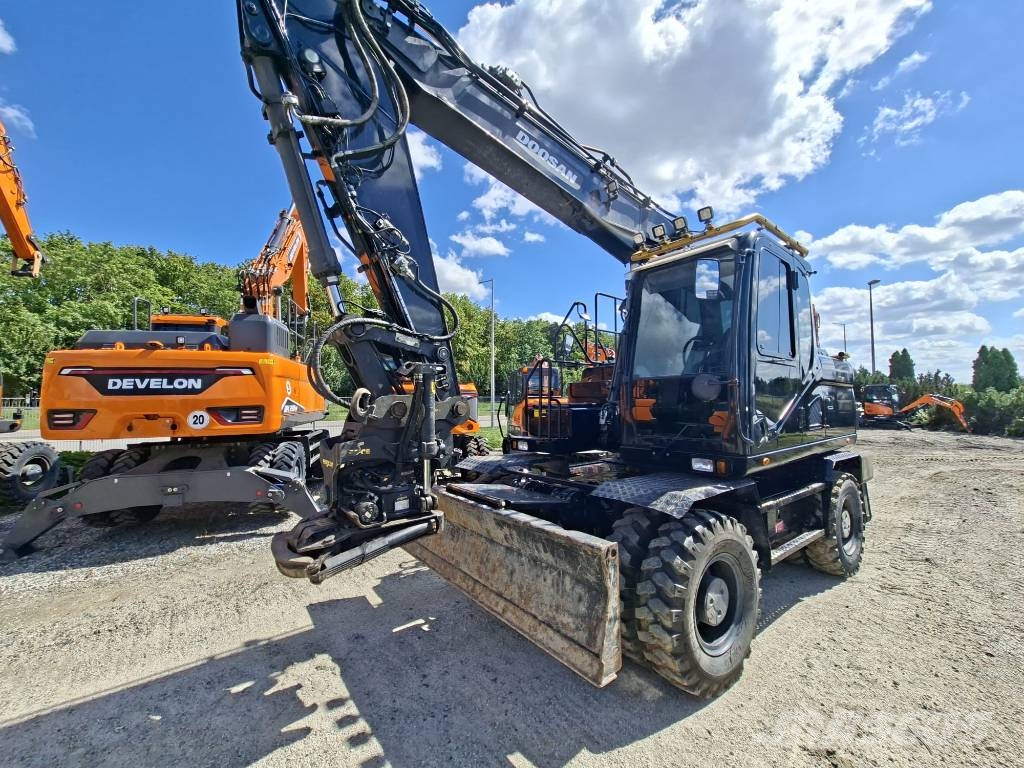 Doosan DX 170 W Ratiniai ekskavatoriai