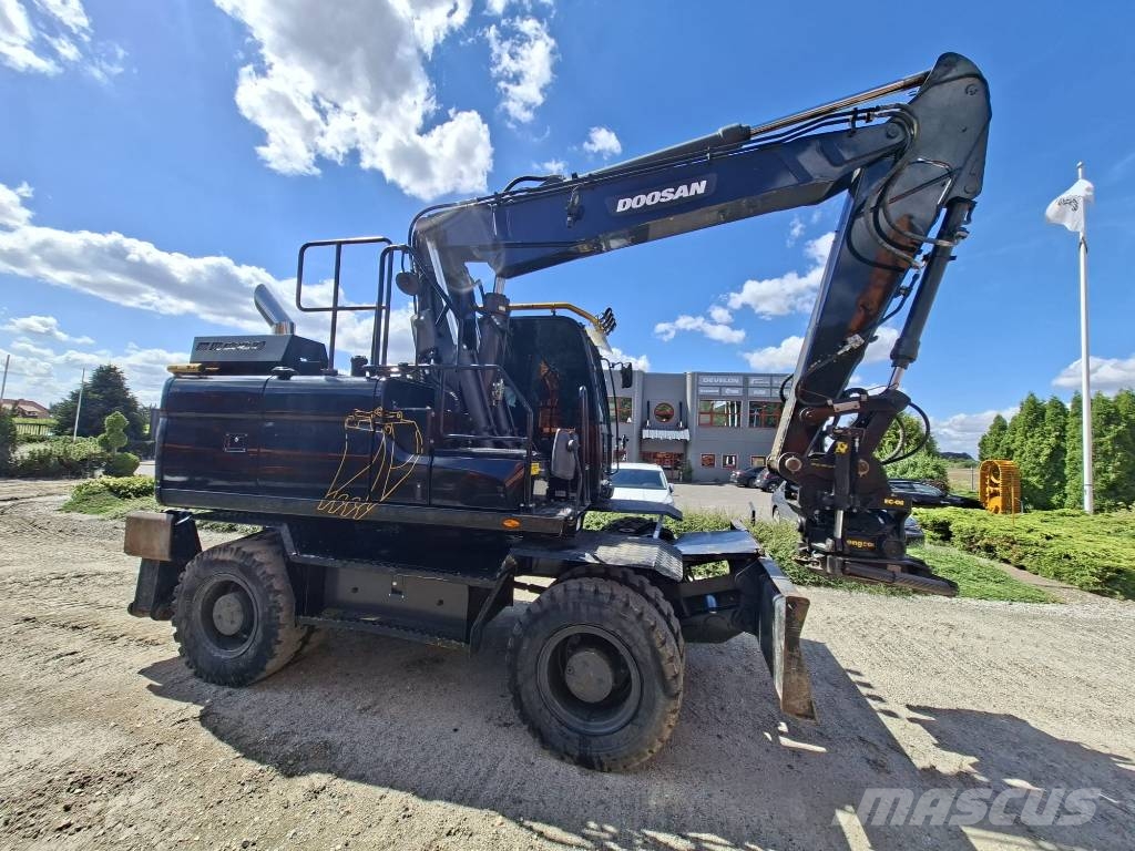 Doosan DX 170 W Ratiniai ekskavatoriai