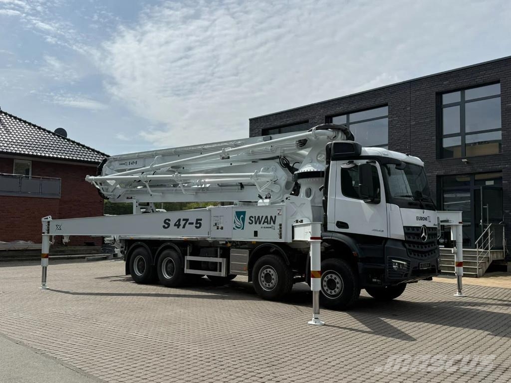 Mercedes-Benz Arocs 4142 Mercedes-Benz Arocs 5 4542 8x4 SWAN TSP Camiões bomba Betão
