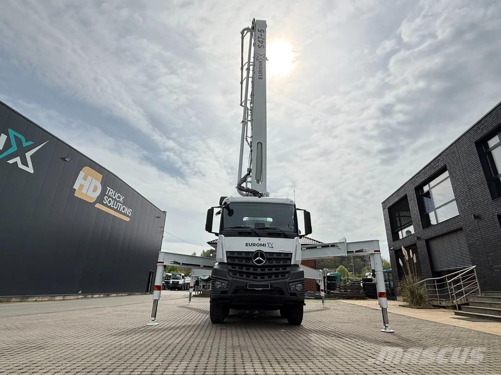 Mercedes-Benz Arocs 4142 Mercedes-Benz Arocs 5 4542 8x4 SWAN TSP مضخات خرسانة