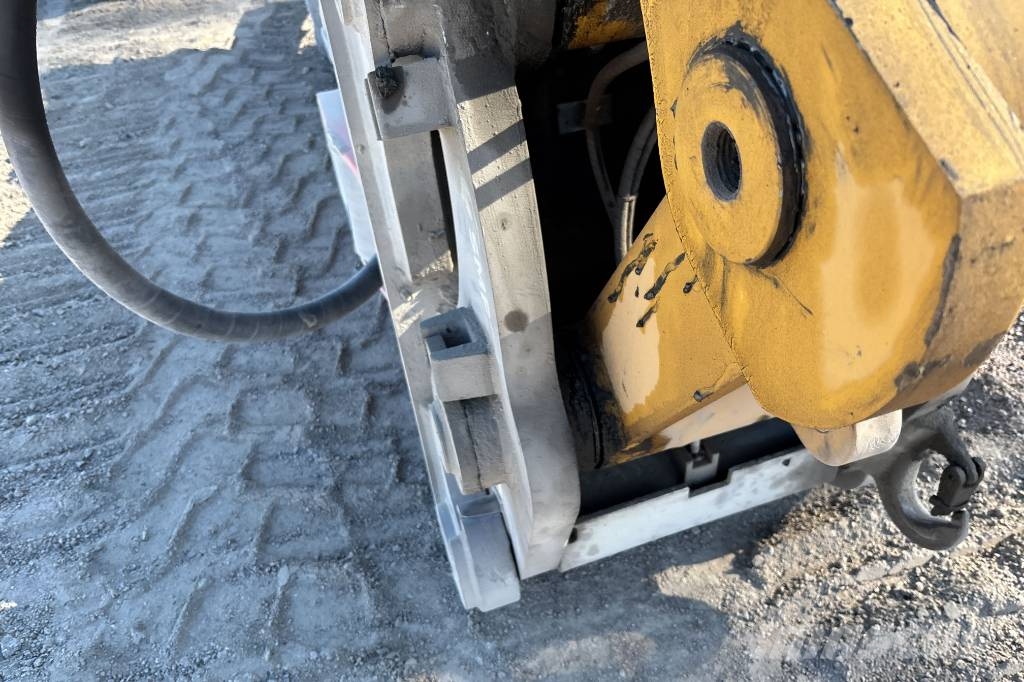CAT CAT 340 NG – 2023 – 3 200 h – garanti – Cat Grade Bandgrävare