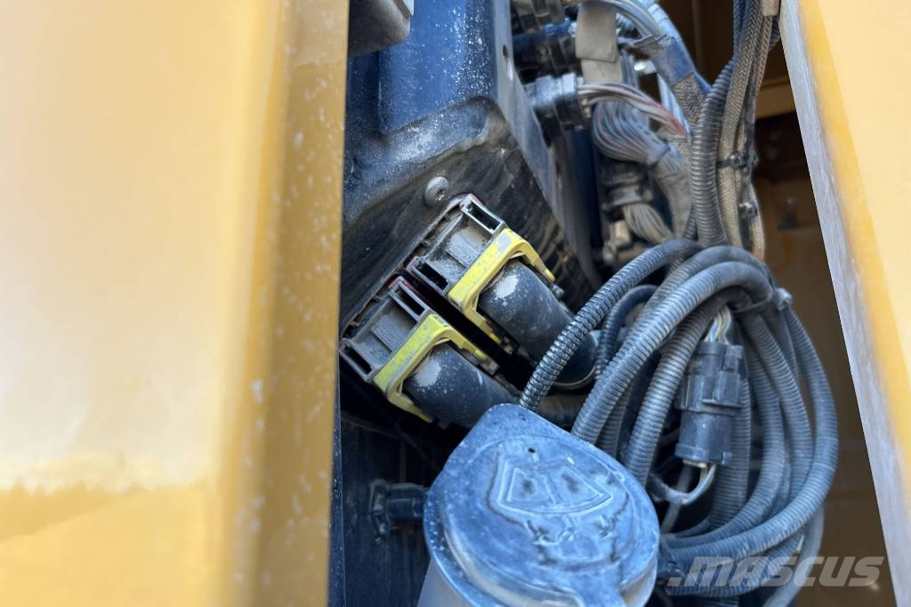 CAT CAT 340 NG – 2023 – 3 200 h – garanti – Cat Grade Bandgrävare