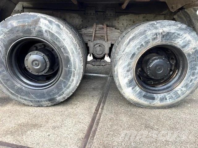 MAN 41.464 F2000 8X4 FULL STEEL KIPPER (EURO 2 / ZF16 Billenő teherautók