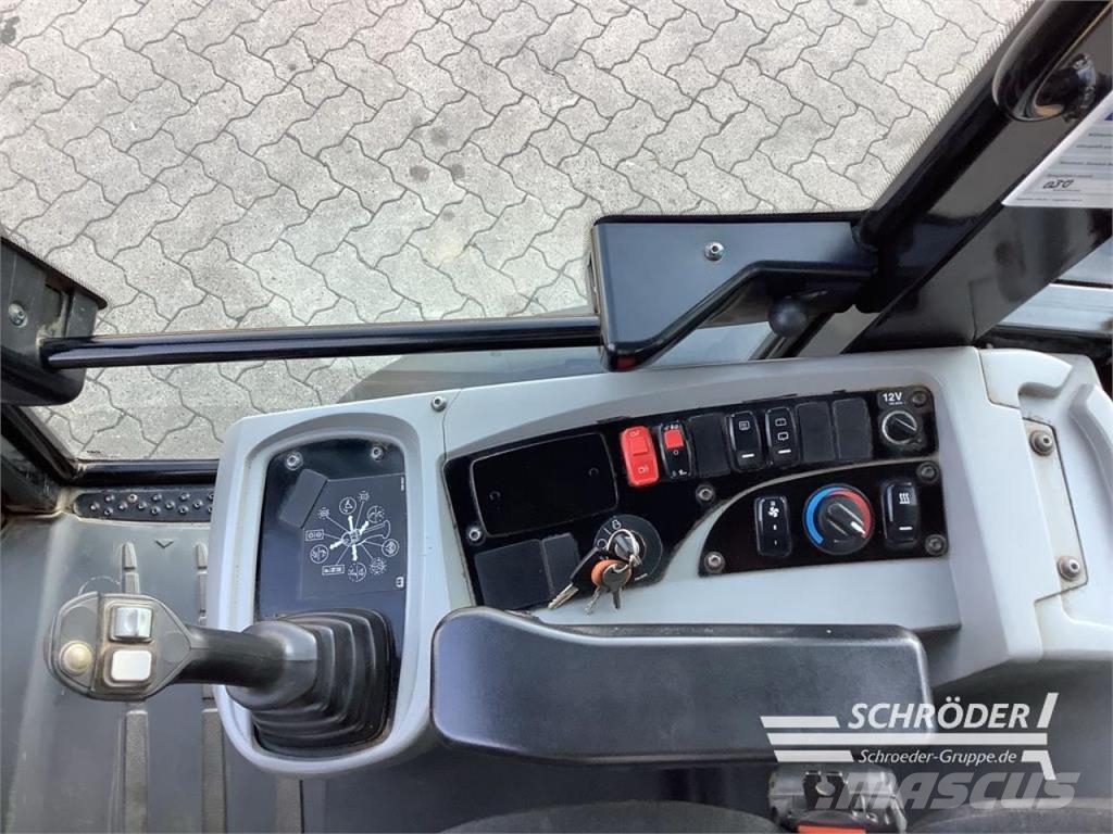CAT 906 M 휠로우더