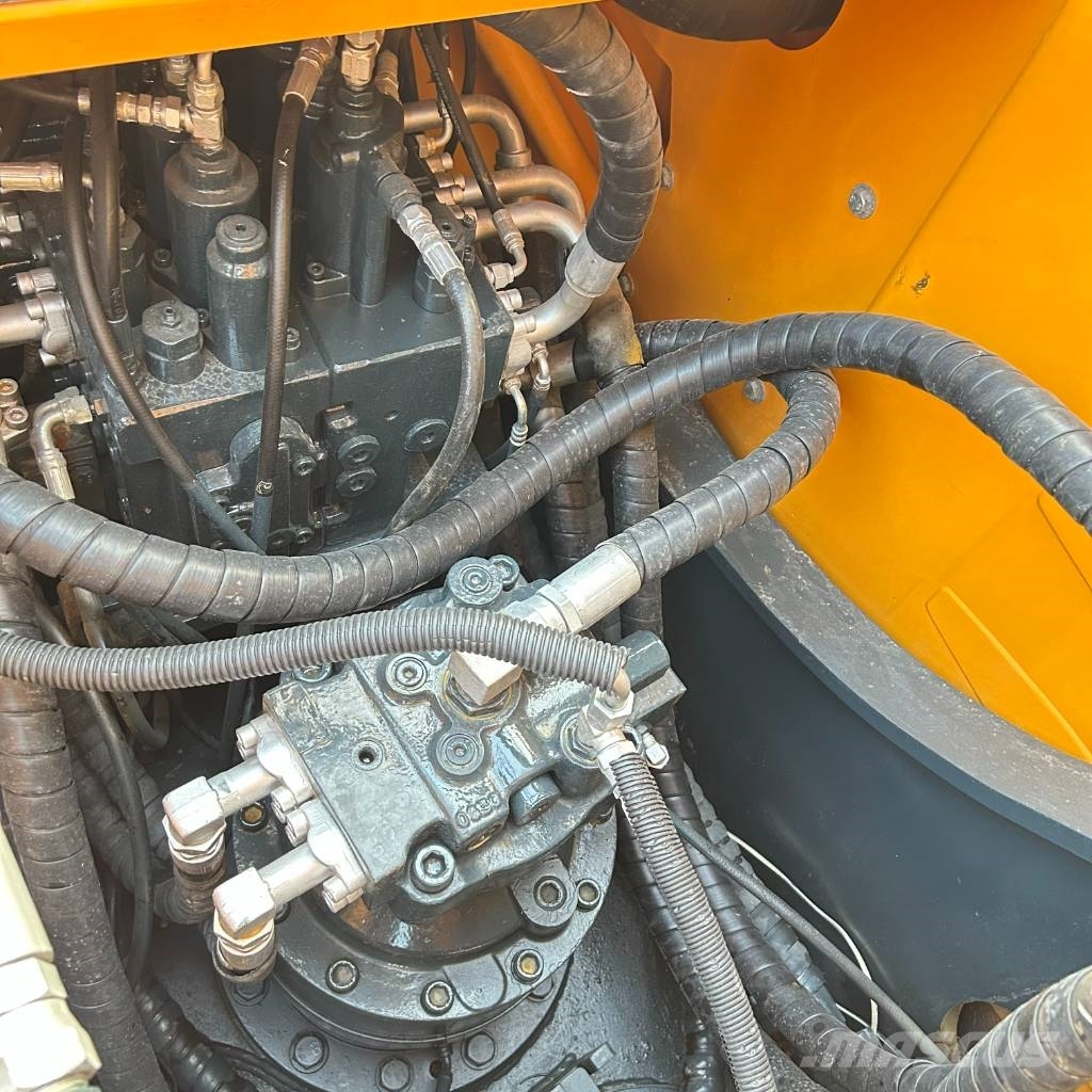 Hyundai 225-9 Escavadoras de rastos
