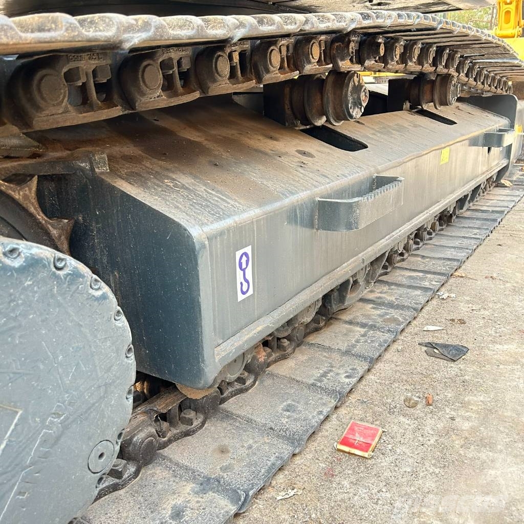 Hyundai 225-9 Escavadoras de rastos